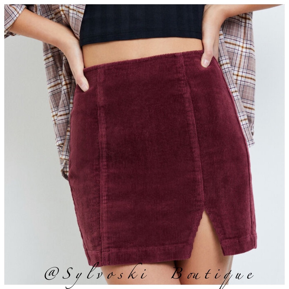 🔥 PacSun Merlot Corduroy Panel Skirt NWT - Picture 1 of 4